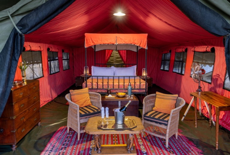 Expeditions Camp